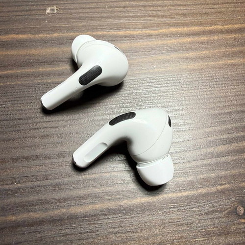 AirPods Pro (2nd generation) used, in very good condition