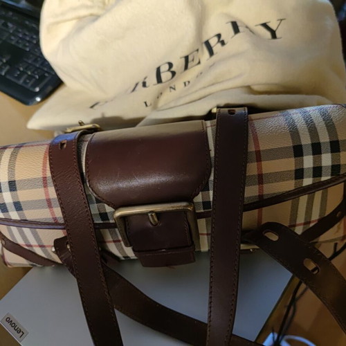 Burberry bag like new