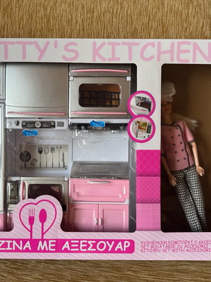 Betty’s Kitchen playset with doll and accessories like new