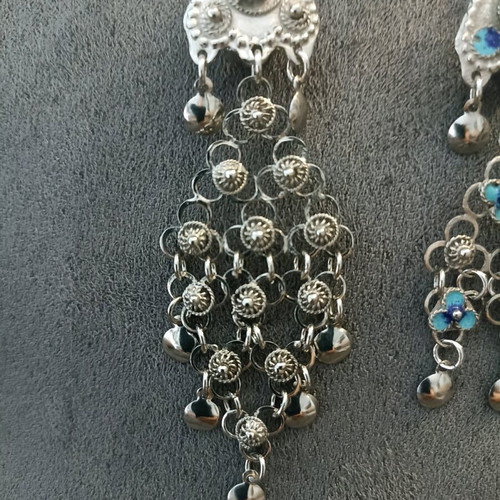 Handmade earrings like new, set of 2 pieces