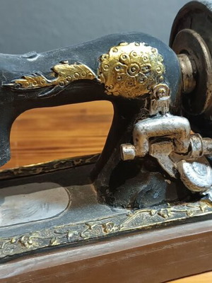 Decorative sewing machine new, ceramic