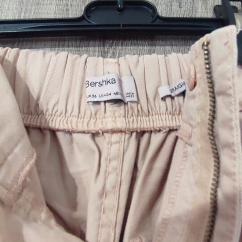 Bershka pants new, lightweight pink