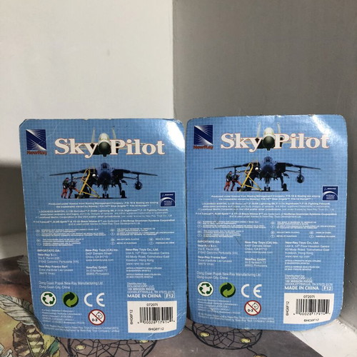 Diecast model aeroplanes jets F-117 Nighthawk and B-2 Spirit like new