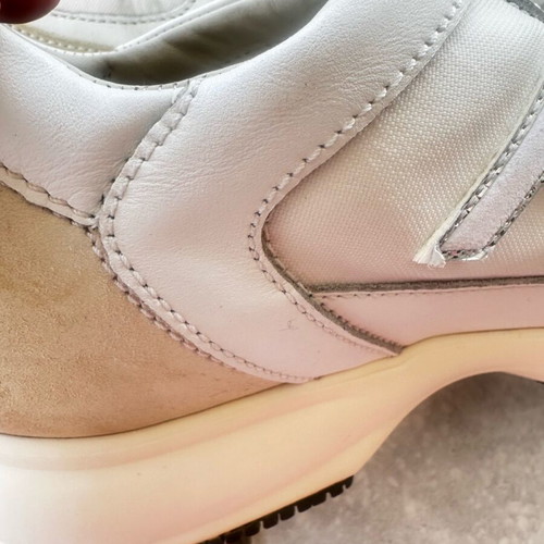 Hogan sneakers like new, white with suede leather and silver logo, size 38.5