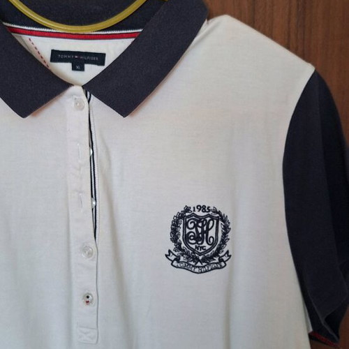 Tommy Hilfiger polo tshirt like new, size XL, white