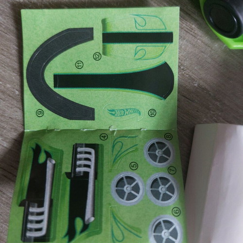 Mattel Hot Wheels Nesttle 2016 new toy car with stickers and packaging