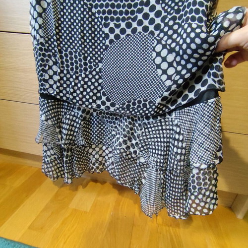 Italian black and white skirt with lining, like new