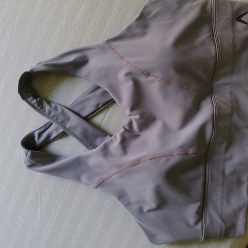 Sports bra like new, lilac, size XL, Boomerang