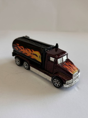 Hot Wheels 1991 Heat Fleet Series Peterbilt Tank Truck used