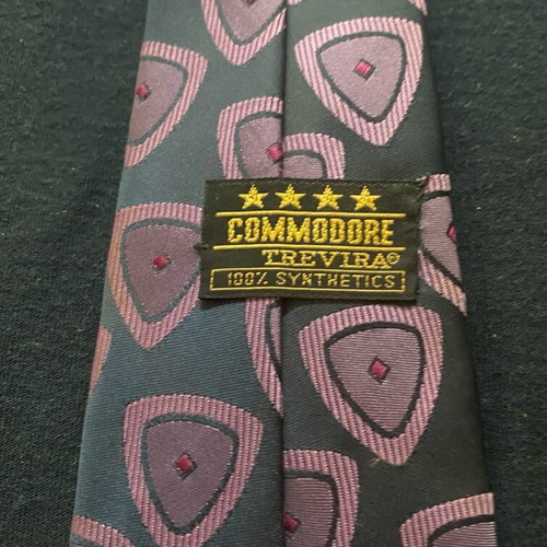 Vintage Commodore Trevira 70's tie like new with geometric pattern