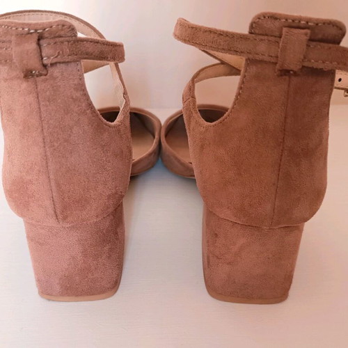 Arte Piedi suede pink pointed pumps with low block heel size 36 like new