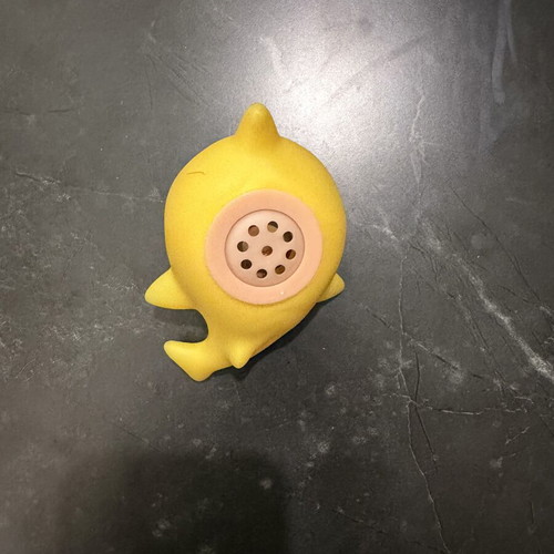Baby Shark figure used, works properly