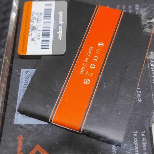 Avocado 24 RTA by Geekvape like new, black