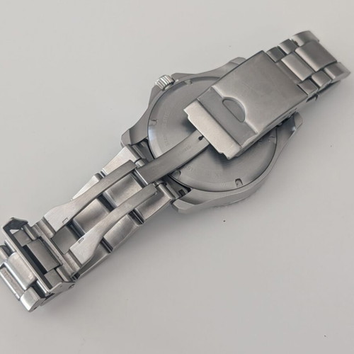 Victorinox Maverick 241697 Swiss Made wristwatch