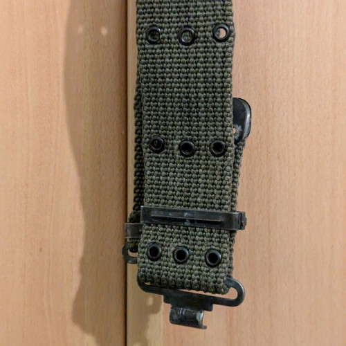 Military belt khaki like new
