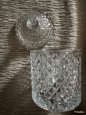 Set of four glass jars with lids for versatile use