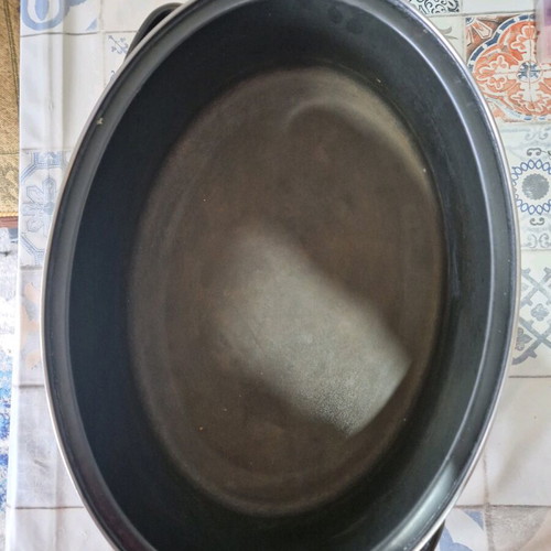 Roasting pan slightly used