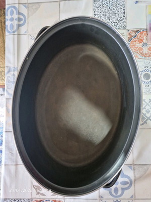 Roasting pan slightly used