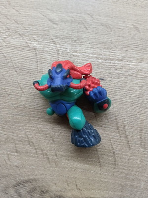 Gorgorribile Gormiti figure used, missing two limbs
