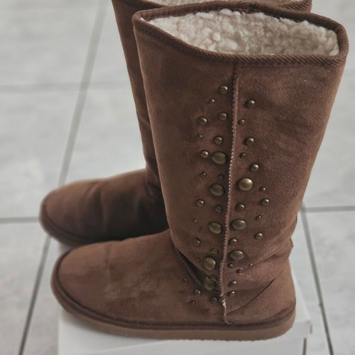 Soft suede boots size 41
