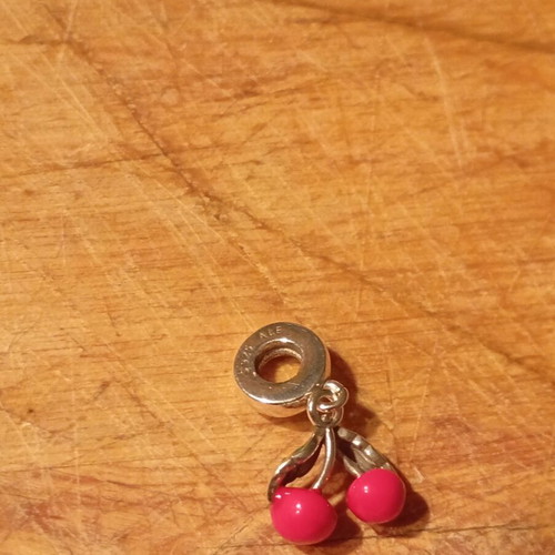 Pandora cherries charm original, like new, red