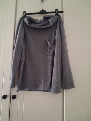 Anel knitted sweater medium, like new, grey