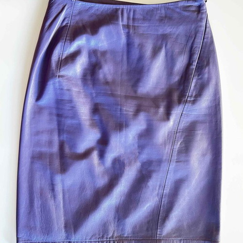 MCM purple leather skirt with diagonal zipper detail