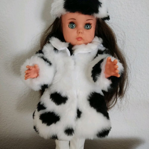 Bella doll used 32cm