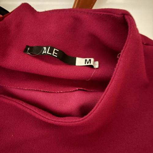 Ale dress size M used