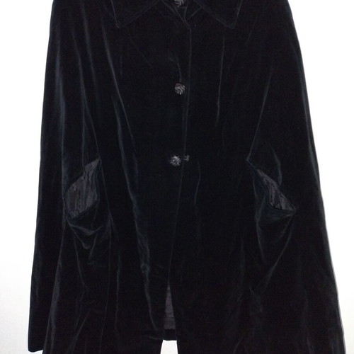Velvet coat used with arm openings and gift bag