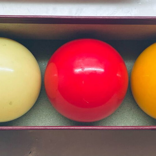Super Aramith Tournament billiard balls
