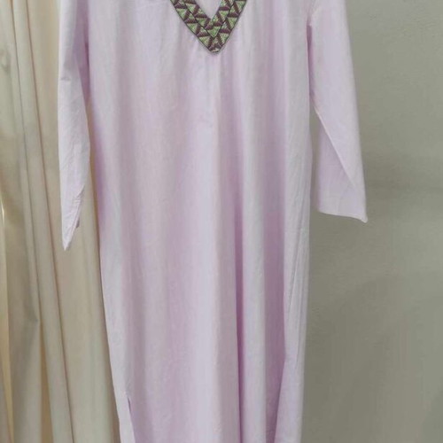 Lila Kaftan dress new, purple with embroidered collar