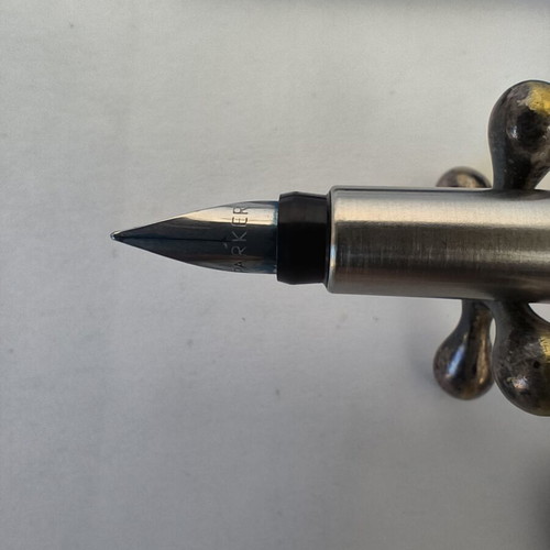 Parker Jotter pen, Parker Vector fountain pen and Sheaffer pen set