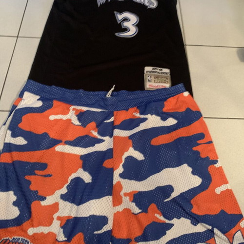Timberwolves jersey Medium and Nike Knicks shorts L set like new