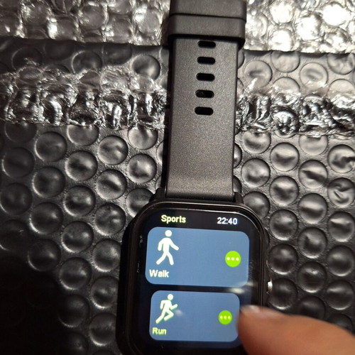 Smartwatch sport style new with Bluetooth and fitness features