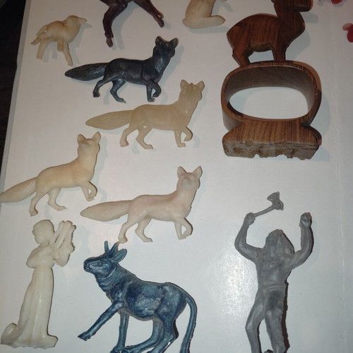 Vintage rare figures from the 70s, collectible old