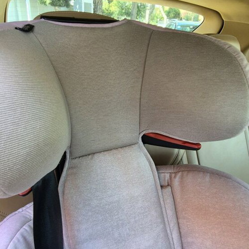 Maxi Cosi car seat 15-36kg like new with Isofix and seatbelt support