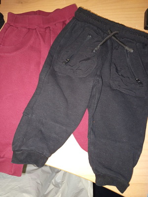 Sweatpants for 1 year old like new, pack of 2