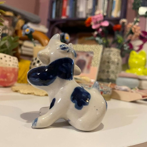 Vintage decorative cow hand-painted like new