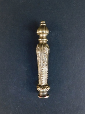Bronze decorative handle vintage like new