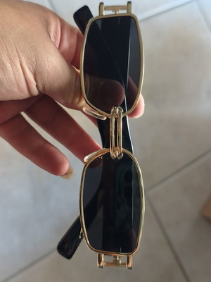 Black Mini Sunglasses like new for summer