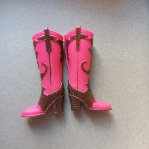 Barbie Vintage Cowboy Boots like new