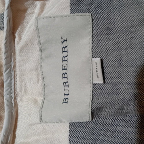 Burberry spring jacket like new unisex 3 years old