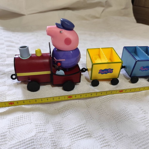 Pig Grandpa Pig's Train toy like new