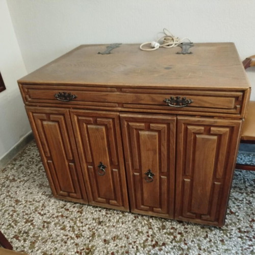 Handmade console with used acoustic equipment