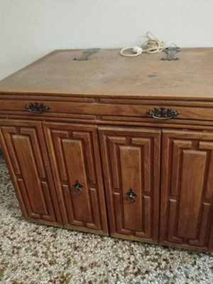 Handmade console with used acoustic equipment