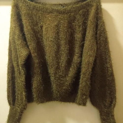 Hype sweater new, soft, earth tones S-M