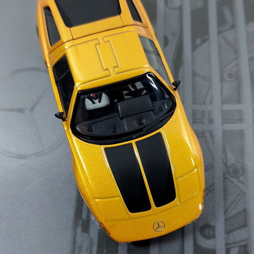 Mercedes Benz C111/2 350HP 1970 Gold 1:43 Minichamps New