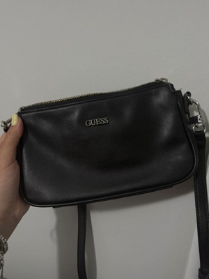 Guess crossbody bag like new, black color
