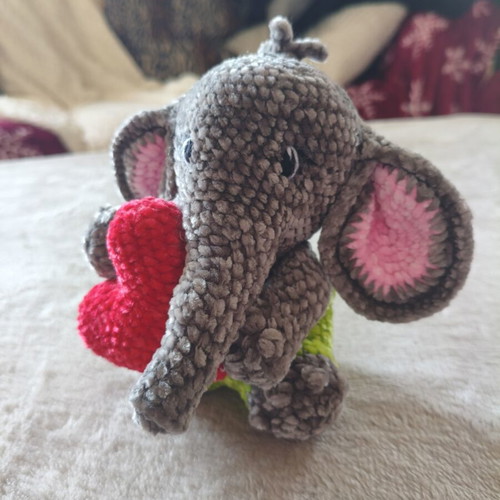 Crochet Elephant Amigurumi New Handmade Toy with Heart